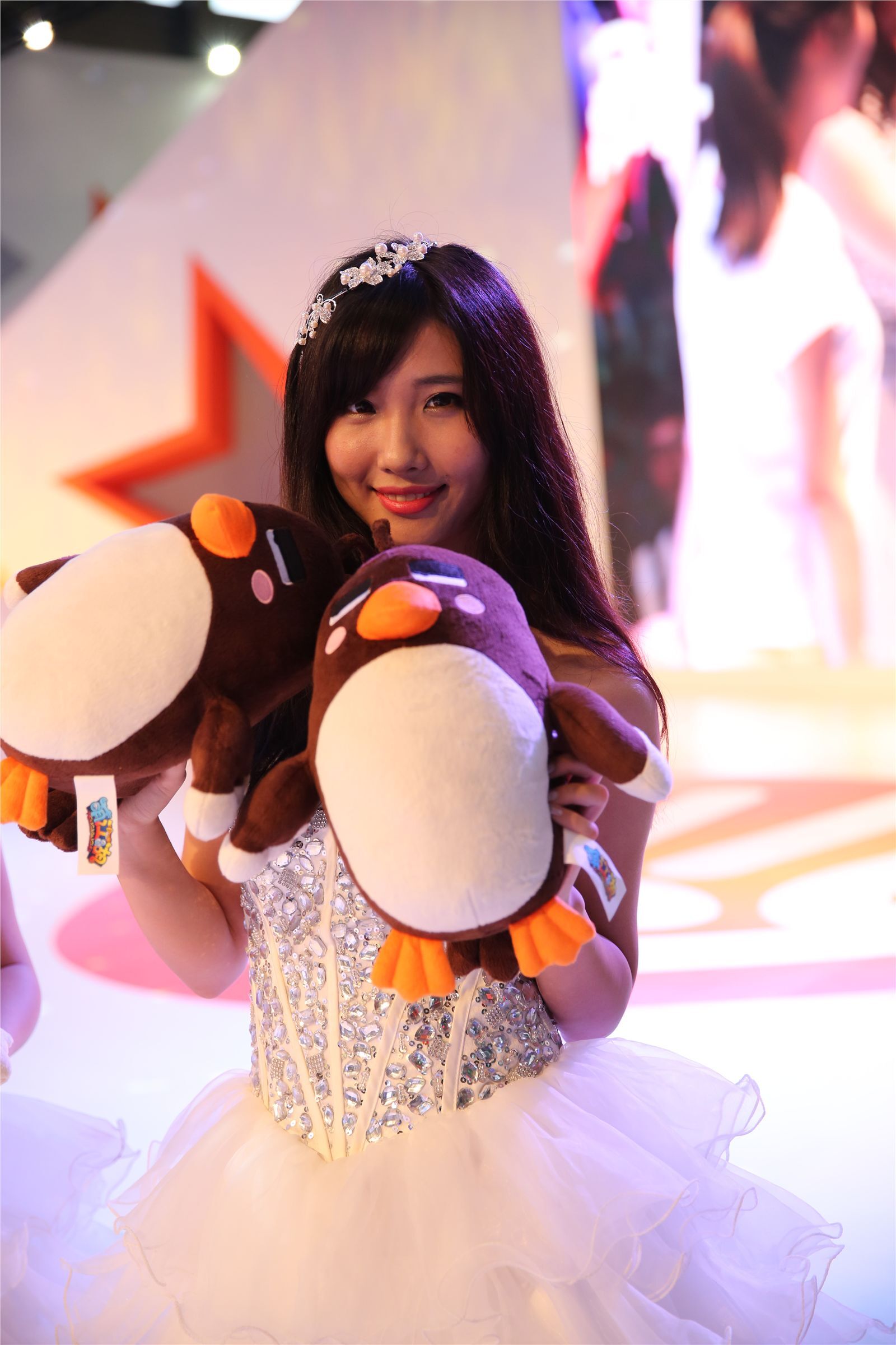 Chinajoy2014游族网络展台女神超清合集 1